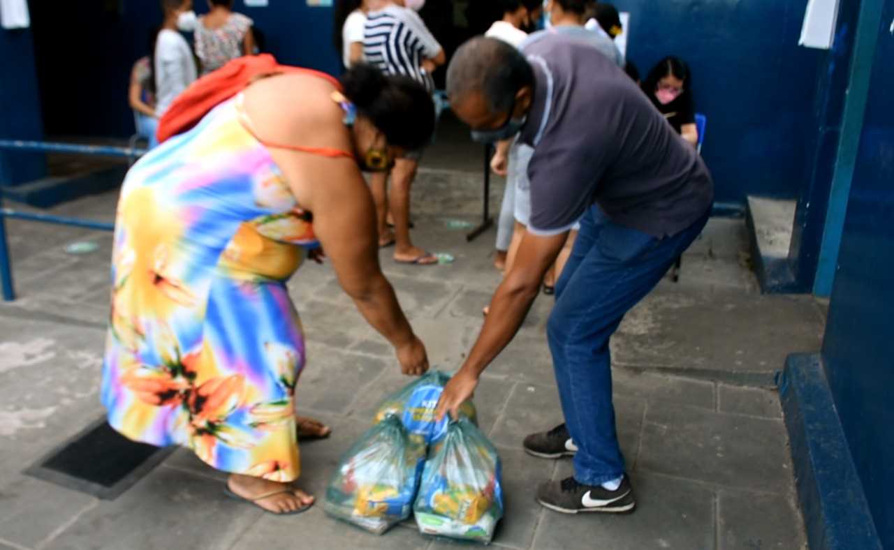 Camacã: Prefeitura iniciou a distribuição dos kits de Alimentação Escolar para alunos da rede Municipal de ensino